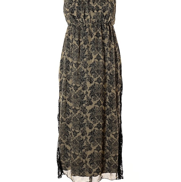 Plus size casual dress - Picture 2 of 4